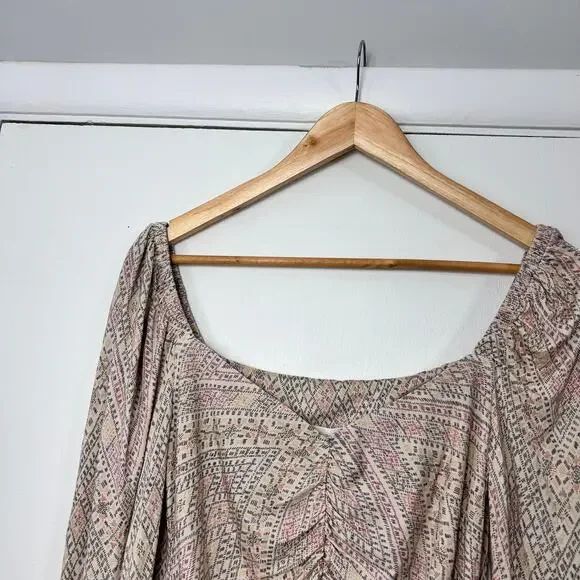 NWT Joie Soft Serafina Top Ruched Long Puff Sleeve Boho Blouse Beige size Medium - Picture 8 of 8